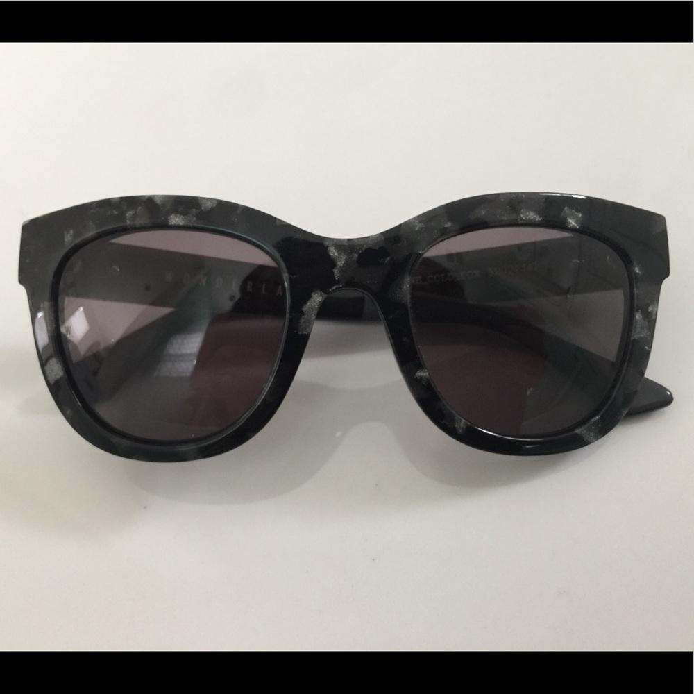 Wonderland Stone Cold Fox Colony Sunglasses